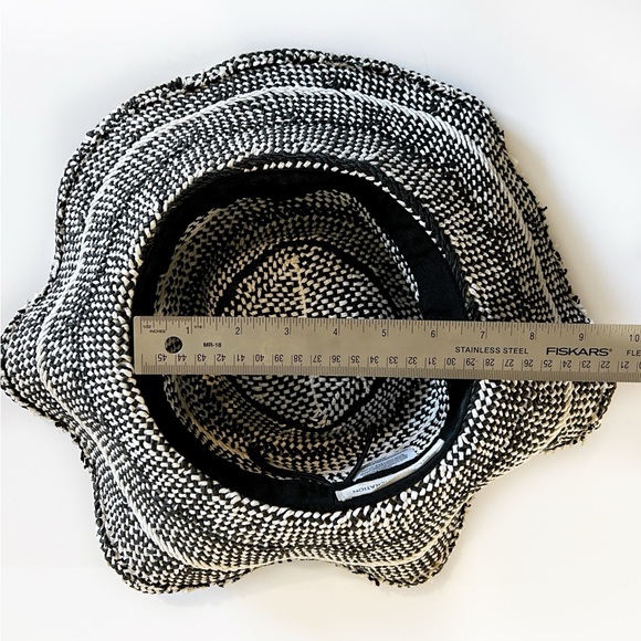BCBG Generation black & white woven 100% Paper floppy Sun hat grey ribbon OS - Picture 5 of 10